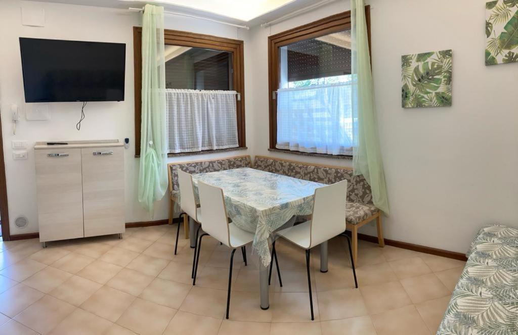 Green Holiday Villa Bibione Bagian luar foto